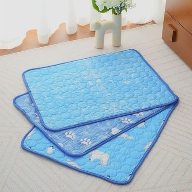 Летняя охлаждающая подстилка Derby Ice Silk Material Summer Pet Cooling Mat Paws&Bones для домашних животных, 55х70 см