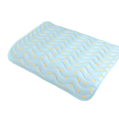 Летняя охлаждающая подстилка Derby Ice Silk Summer Pet Cooling Mat Bananas, 70х100 см