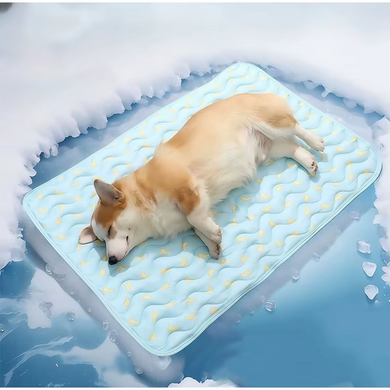 Летняя охлаждающая подстилка Derby Ice Silk Summer Pet Cooling Mat Bananas, 70х100 см