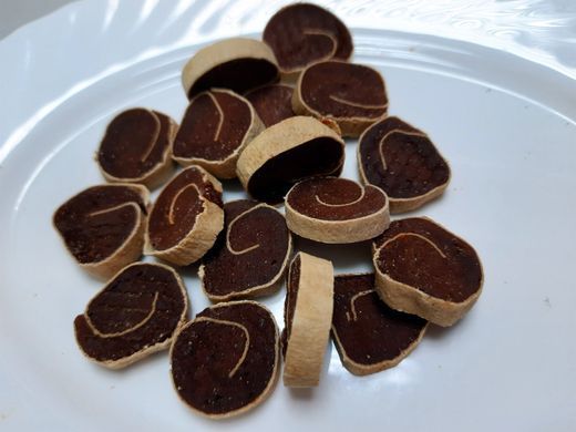Суши из курицы и трески, говядина, треска, 100 г
