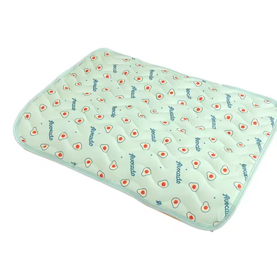 Літня охолоджуюча підстилка для котів Derby Ice Silk Material Summer Pet Cooling Mat Avocado, 70х100 см